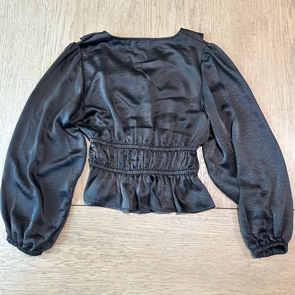Steve Madden Black Balloon Sleeve Blouse Size Small - Picture 6 of 10